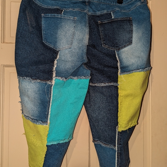 Ashley Steward. NEW The Vest is Size 26/28 and Capris are size 26. - Picture 4 of 6